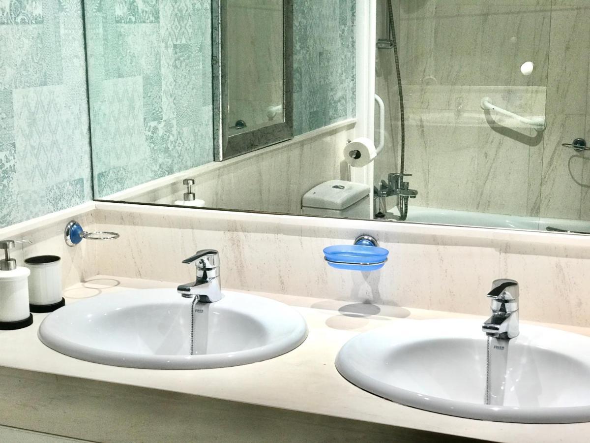 Mi Capricho Beachfront- 9E Apartment With Sea Views - Costa Del Sol Sitio de Calahonda Екстериор снимка
